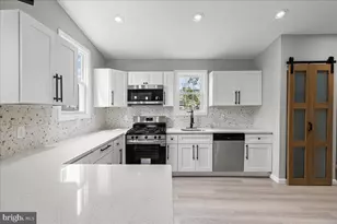 21 W Adams St, Paulsboro, NJ 08066 - Photo 14