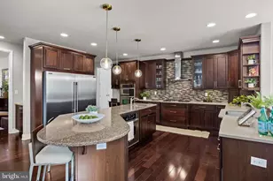 211 Emerald Ln, Harrison Township, NJ 08062 - Photo 10