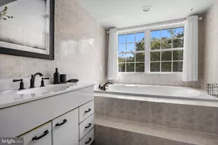 212 Fawn Meadows Dr, East Greenwich Township, NJ 08061 - Photo 20