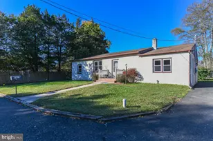 1871 Murray Dr, Monroe Township, NJ 08094 - Photo 2