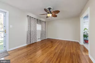 158 Bentwood Dr, Franklin Township, NJ 08328 - Photo 6