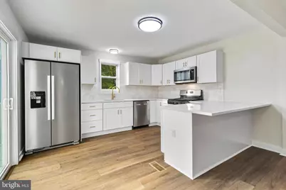 100 Jerrys Avenue, Clayton, NJ 08312 - Photo 6