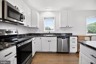 1017 Micawber Dr, Monroe Township, NJ 08094 - Photo 10