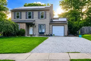 317 Balsam Rd, Monroe Township, NJ 08094 - Photo 2