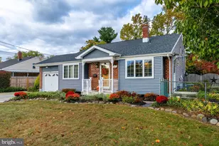 284 Columbus Dr, Mantua, NJ 08051 - Photo 2