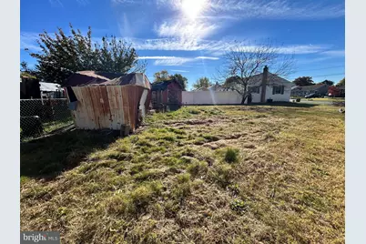 24 W Lois Drive, Monroe Township, NJ 08094 - Photo 4