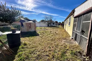 24 W Lois Dr, Monroe Township, NJ 08094 - Photo 8