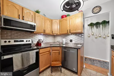 8 John Hancock Bldg, Washington Township, NJ 08012 - Photo 6