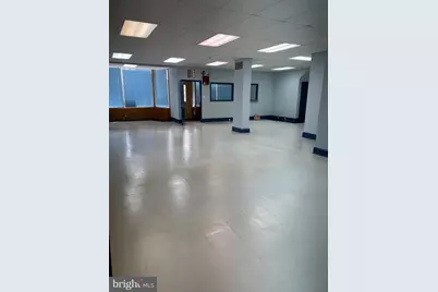 403 W Broad Street, Greenwich Township, NJ 08027 - Photo 8