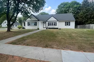121 University Blvd, Glassboro, NJ 08028 - Photo 1