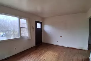 643 N Main St, Clayton, NJ 08312 - Photo 2