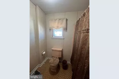 825 Lexington Avenue, Blackwood, NJ 08012 - Photo 16
