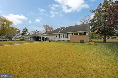 8 Clark Drive, West Deptford, NJ 08096 - Photo 4