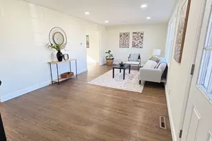 134 Princeton Pl, Monroe Township, NJ 08094 - Photo 4