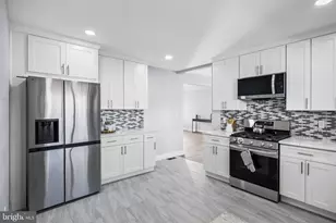 23 Grandview Ave, Monroe Township, NJ 08094 - Photo 8