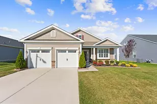 215 Kippen Dr, Monroe Township, NJ 08094 - Photo 2