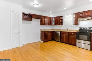 107 River Rd, West Deptford, NJ 08086 - Photo 2