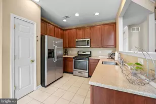 341 Chancellor Dr, Deptford, NJ 08096 - Photo 12