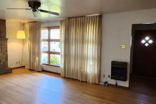 202 Holly St, Glassboro, NJ 08028 - Photo 8