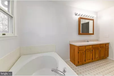 308 Snowgoose Lane, Harrison Township, NJ 08062 - Photo 26