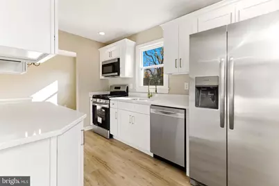 216 E Howard Street, Clayton, NJ 08312 - Photo 4