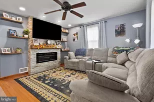 46 Lynn Dr, West Deptford, NJ 08096 - Photo 6