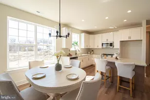 9 Redkist Dr, Harrison Township, NJ 08062 - Photo 2