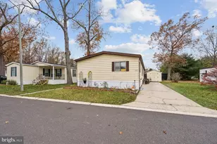 347 Orange Ln, Monroe Township, NJ 08094 - Photo 2