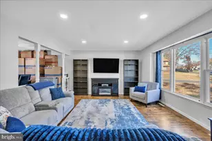 743 Mohawk St, Washington Township, NJ 08012 - Photo 4