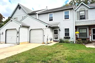 1003 Baywood Dr, Monroe Township, NJ 08094 - Photo 2