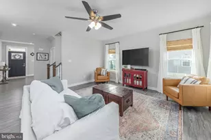 213 Spring Beauty Dr, Monroe Township, NJ 08094 - Photo 8