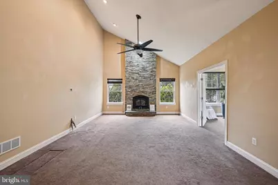 122 Whitetail Pass, Franklin Township, NJ 08322 - Photo 4