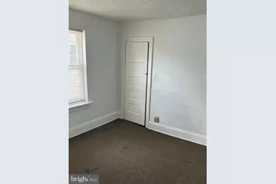 225 W Buck Street, Paulsboro, NJ 08066 - Photo 16