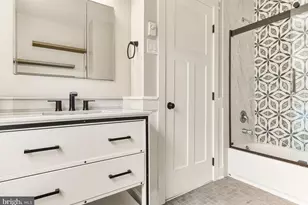 705 N Grand Ave, National Park, NJ 08063 - Photo 18