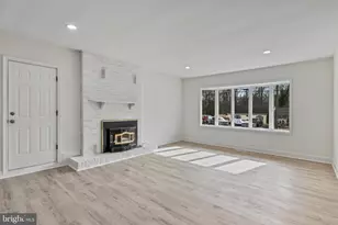 745 W Clayton Ave, Clayton, NJ 08312 - Photo 2