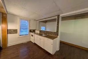 25 Washington Ave, Monroe Township, NJ 08094 - Photo 2