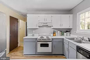 284 Radix Rd, Monroe Township, NJ 08094 - Photo 10