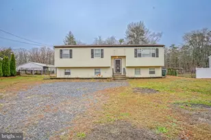 1304 Morgan Rd, Monroe Township, NJ 08094 - Photo 2