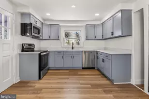 26 Wilmer St, Glassboro, NJ 08028 - Photo 2