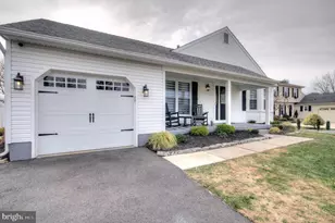 21 Pegasus Way, Sewell, NJ 08080 - Photo 2