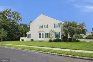 121 Beacon Dr, Woodbury, NJ 08096 - Photo 2