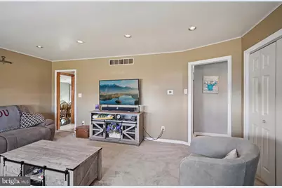 328 Pedricktown, Swedesboro, NJ 08085 - Photo 6