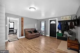 8 Lake St, Harrison Township, NJ 08062 - Photo 4