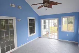 27 Kelly Dr, West Deptford, NJ 08096 - Photo 16