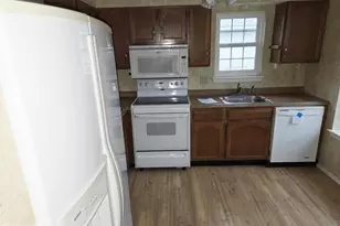 27 Kelly Dr, West Deptford, NJ 08096 - Photo 14