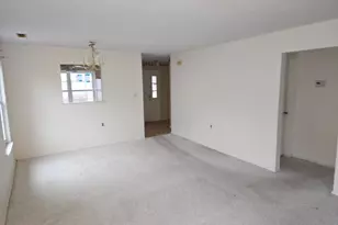 27 Kelly Dr, West Deptford, NJ 08096 - Photo 8