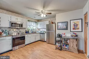 46 Lupus Ln, Sewell, NJ 08080 - Photo 8