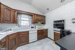 28 Ash Ave, West Deptford, NJ 08096 - Photo 6