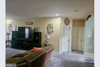 1037 Suffolk Drive, Monroe Township, NJ 08094 - Photo 4