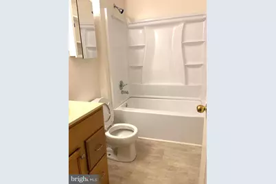 19 Walnut Street #B, Monroe Township, NJ 08094 - Photo 4